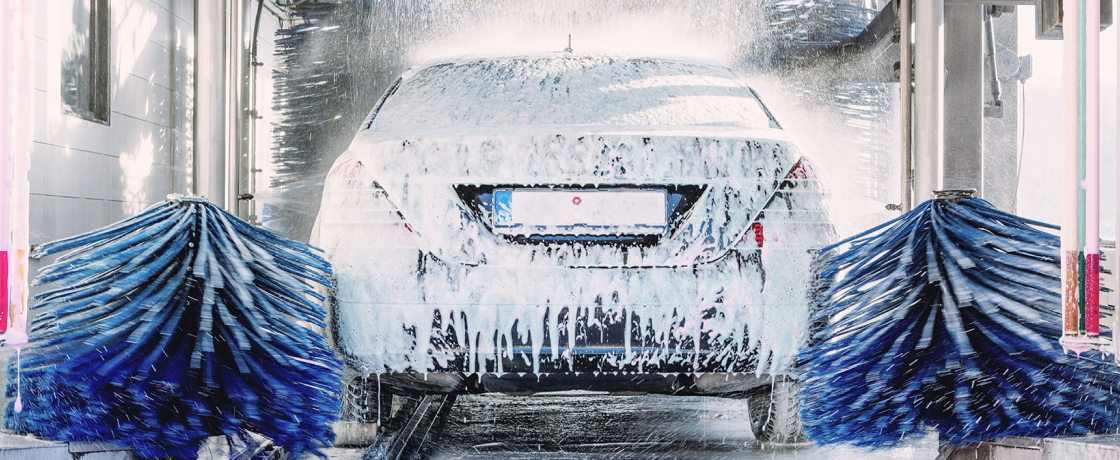 Wasstraat: Osmose water neemt vuil gemakkelijk weg omdat het erg zuiver is