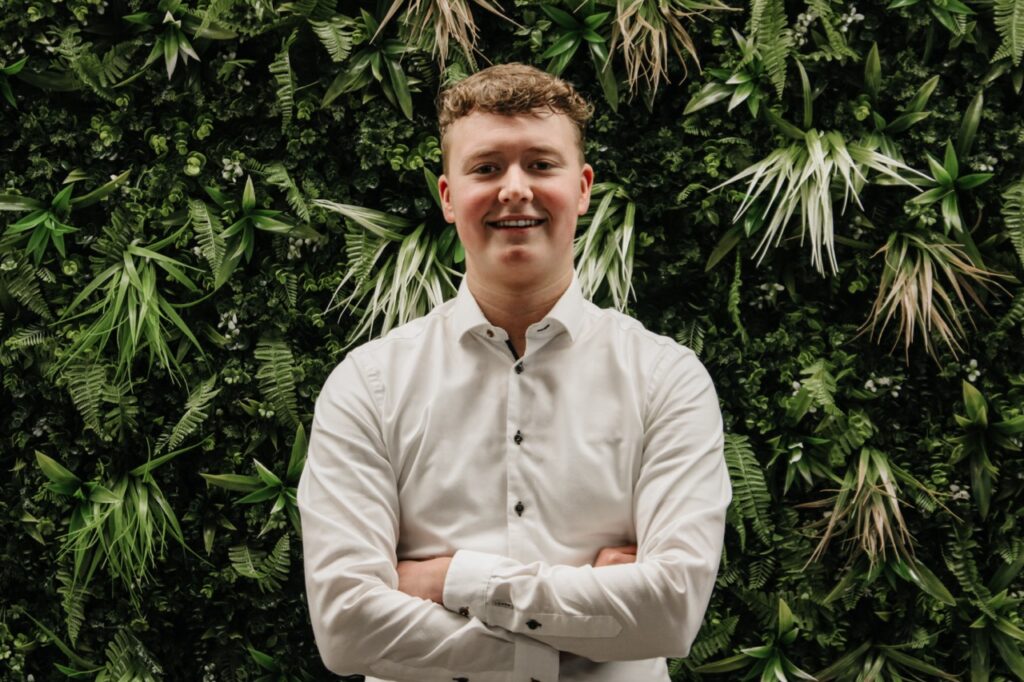 MorrisAutobedrijfvanveen